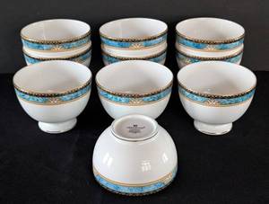lot 208 image: MB - Wedgwood Curzon Bone China Bowls - 9-Piece Set - Made in England