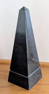 lot 412 image: MB - Decorative Black Marble Obelisk