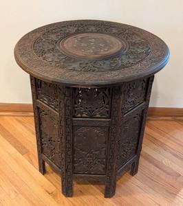 lot 524 image: MB - Vintage Anglo-Indian Carved Hardwood Accent Table - Vintage Round Side Table