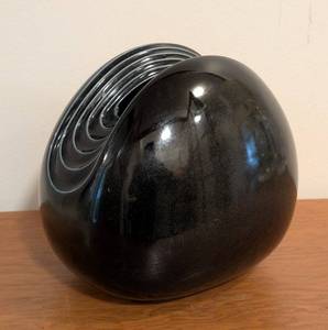 lot 578 image: HW - Vintage Rosenthal Kalathos Vase - Burkhard Vogtherr, Rosenthal Studio-Line