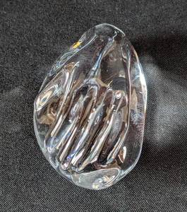 lot 598 image: HW - Daum France Crystal Hand Paperweight