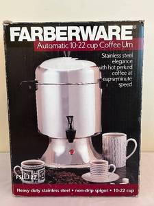 lot 125C image: DR - Farberware FSU122 Automatic Stainless Steel Coffee Urn 10-22 Cup
