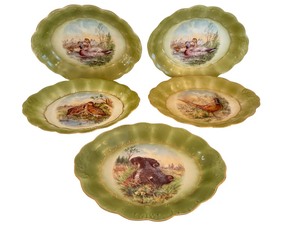 lot 197R image: BR1 - Five Vintage DuckWaterfowl Motif La Francaise Plates