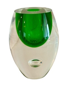 lot 157H image: DR - Jeronim Tisljar for Beranek Art Glass Vase