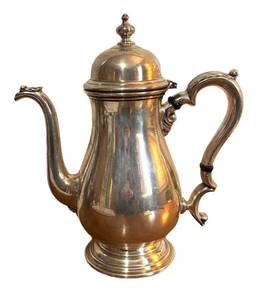 lot 1 image: SC - Vintage Kenilworth International Sterling Teapot