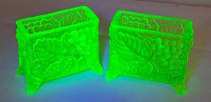 lot 22J image: Boyd Glass Uranium Glass Business Card Holders Pair