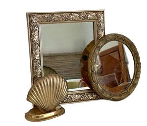lot 151 image: Vintage Brass Shell-Shaped Lamp & 2 Mirrors - Home Decor Set