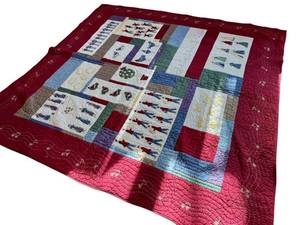 lot 160D image: DR - Coming Home 12 Days of Christmas Quilt - 87 x 85 in - Cotton Patchwork