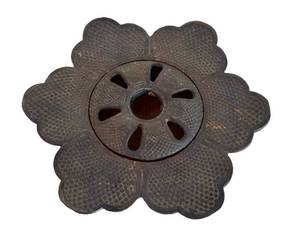 lot 166D image: LR - Metal Floral Frog