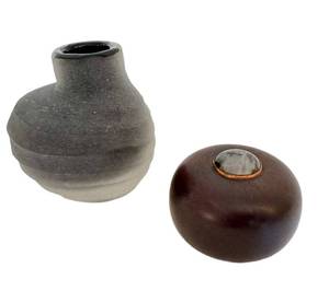 lot 73D image: DR - Artisan Finds Moss Agate Inlay Wood Paperweight  & Black Glass Vase