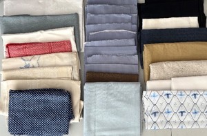 lot 368A image: LR - Assorted Table Linens & Fabrics - Napkins, Cloths, Runners & Swatches