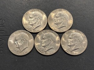 lot 11 image: 1976-D Bicentennial Eisenhower Dollars Uncirculated