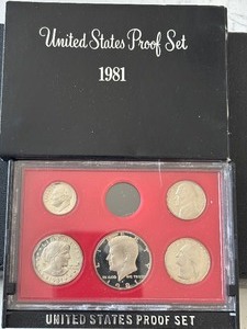 lot 52 image: 1981-S Proof Set Missing Lincoln Cent