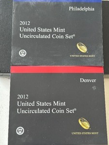 lot 70 image: 2012 P & D Mint Set