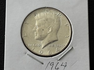 lot 32 image: 1964 Kennedy Half Dollar
