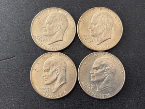 lot 38 image: 1976-D Bicentennial Eisenhower Dollars Uncirculated