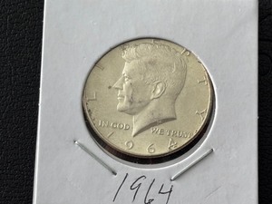 lot 42 image: 1964 Kennedy Half Dollar