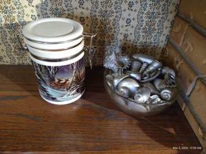 Terry Redlin Lidded Jar & Silver-Painted Seashells