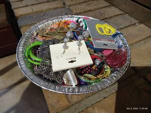 1 lb. 3 oz. Tray of Costume Jewelry Earrings