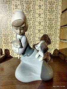 Vintage Lladro Figurine Little Friskies