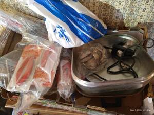 Electric Skillet & CrabLobster Cracking Tools