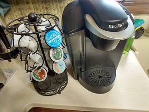 Keurig & K-Cup Stand