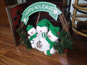 UND Fighting Sioux Snowman Wreath