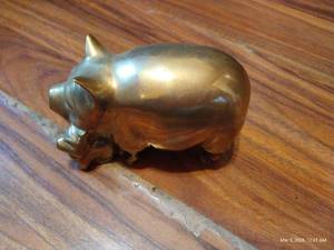 Brass Pig with Piglets - 5 Long