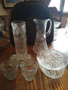 Beautiful Glassware Lot