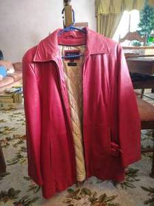 Ladies Size L Red Leather Jacket & Matching Gloves