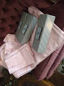 Pink Damask Tablecloth with Matching Cloth Napkins & (12) Napkin Rings