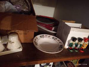 Christmas Serving Lot