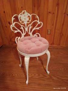 Metal Vanity Chair