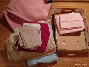 Full & Queen Sheets & Velour Blanket