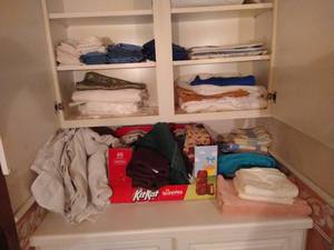 Large Linens & Towels Lot