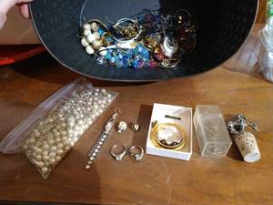 Jewelry Crafting Lot & (2) Rings
