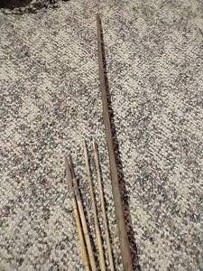 Antique Asian Longbow with (2) Arrows wHeads & (2) Shafts