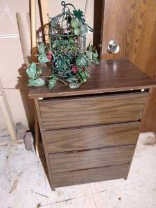 Small, 4-Drawer Unit & Birdcage Decor