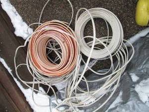 lot 41 image: Misc length rolls of cerromax cable...