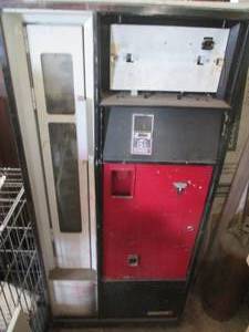 lot 79 image: Coca-Cola Coun operated Bottle disp...