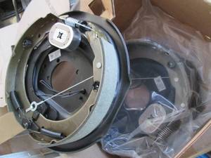 lot 221 image: Pair of brakes and rotors...