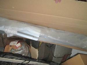 lot 229 image: Sturdy metal trim...