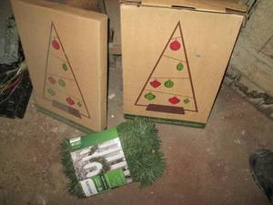 lot 269 image: Lot of Christmas decor...