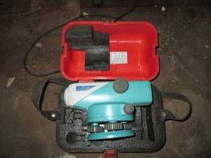 lot 272 image: Sokkia C3 20 D10366 Laser in hardsi...