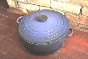 lot 104 image: LeCreuset cast iron Dutch oven with...