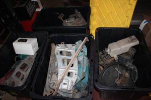 lot 153 image: 4-heavy duty covered totes containi...