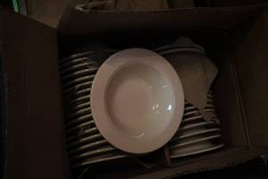 lot 161 image: Large lot of Homer Laughlin China S...