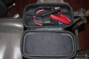 lot 176 image: Imazing automotive jump starter wit...