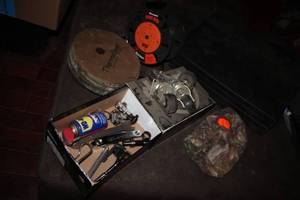 lot 202 image: Therma Seat padded bucket cover, Co...