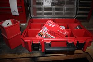 lot 306 image: Milwaukee compartmentalized jobsite...